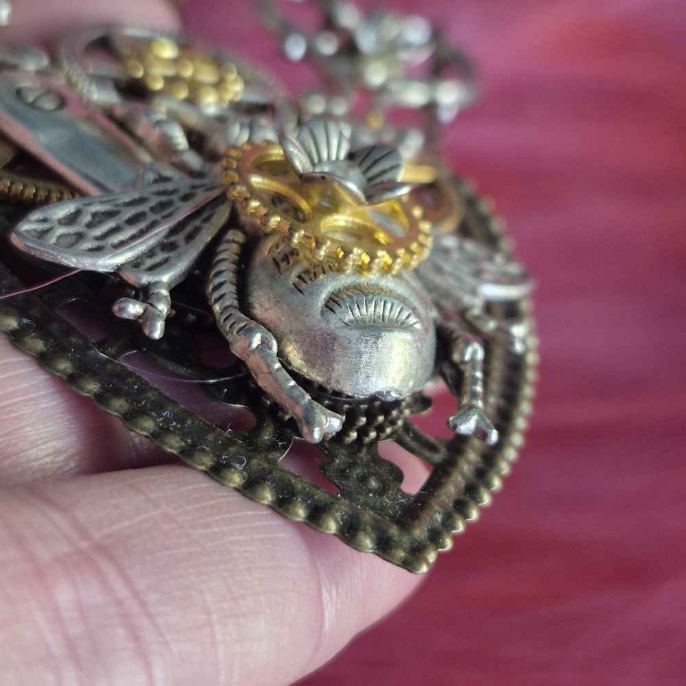 Steampunk Heart Pendant Necklace - Picture 7 of 7